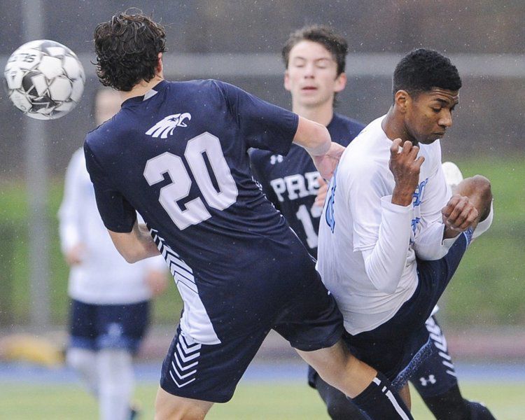 REIGNING DOWN: Eagles erase halftime deficit to top Peabody in D1 North opener